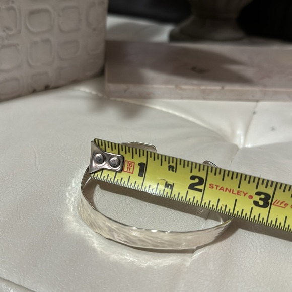 Gorgeous Handmade Sterling Silver Cuff Style Bracelet-Made in Italy-EUC - Picture 15 of 16